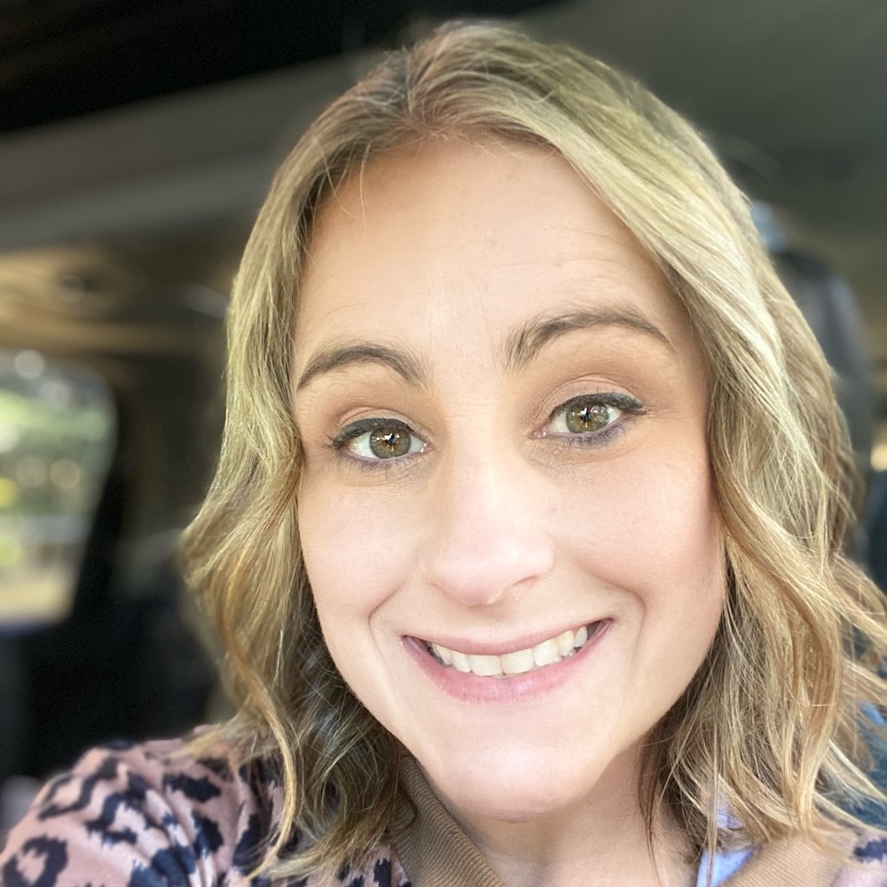 Meet your Posher, Kelli